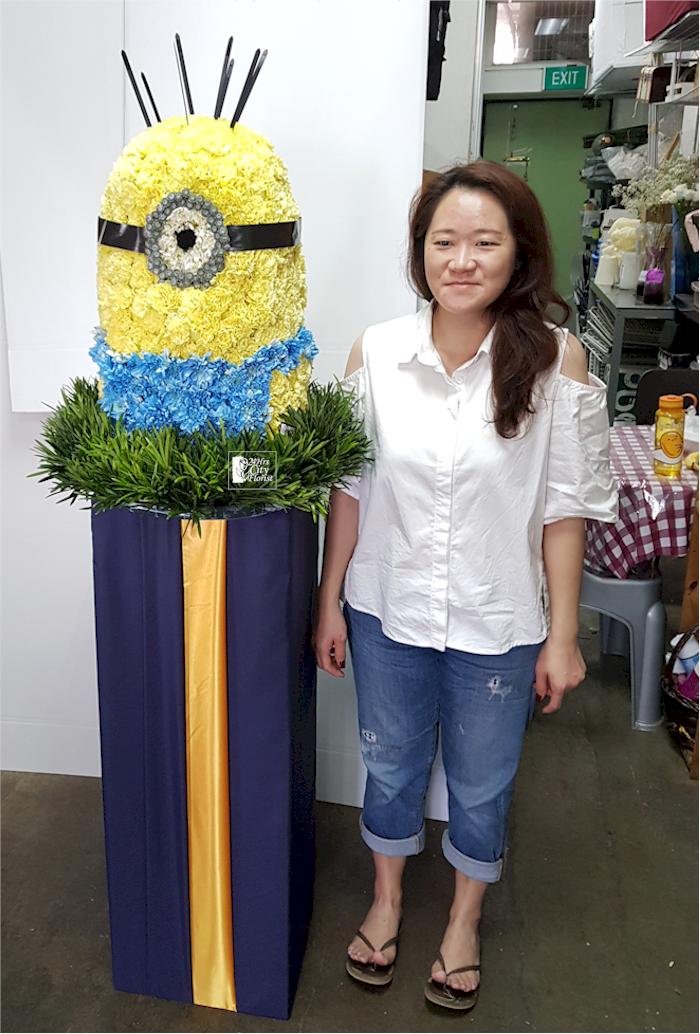 Minion Flower Stand