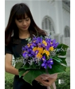 iris bouquet