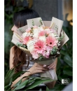 pink flower bouquet