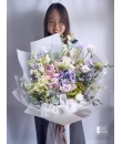unstructured flower large bouquet