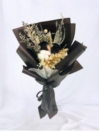 Blackknight Mystery Preserved Rose Bouquet.. Blackknight Mystery Preserved Rose Bouquet..