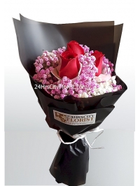 Pink Baby's Breath Rose Bouquet.. Pink Baby's Breath Rose Bouquet..