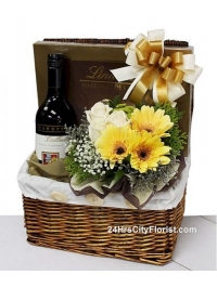 Gratitude - Wine & Lindt Chocolate Gift..