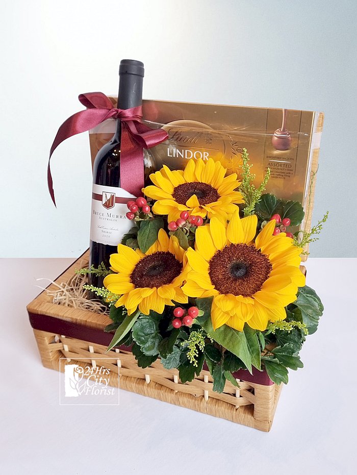 Picnic Basket - Wine..