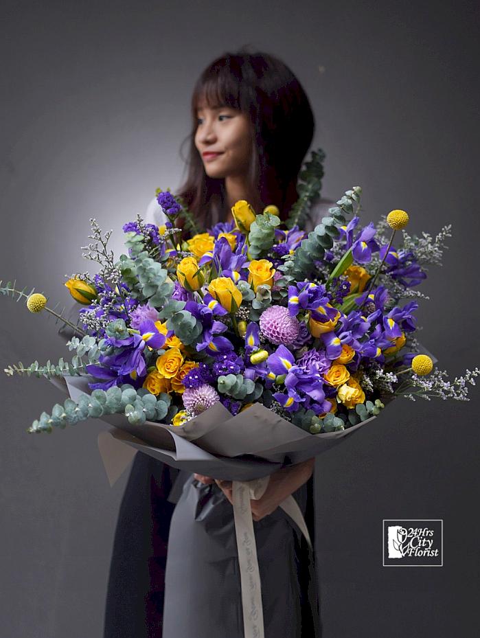 iris bouquet