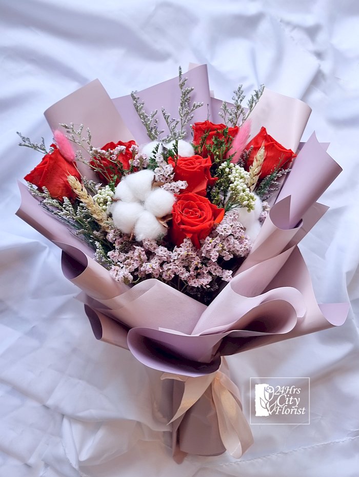 Preserved Rose Valentine -  Preserved Red Rose,Cotton flower,Dried Fillers -  Preserved Bouquet Singapore