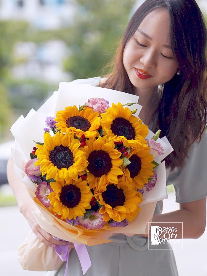 Sunflora: 7 Stalks of Sunflower Bouquet - 24Hrs City Florist