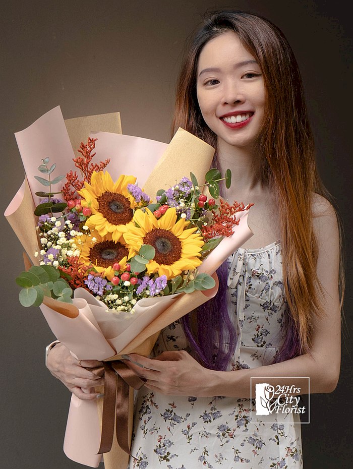 Graduation Bouquet and Graduation Flowers Singapore - 24Hrs City Florist