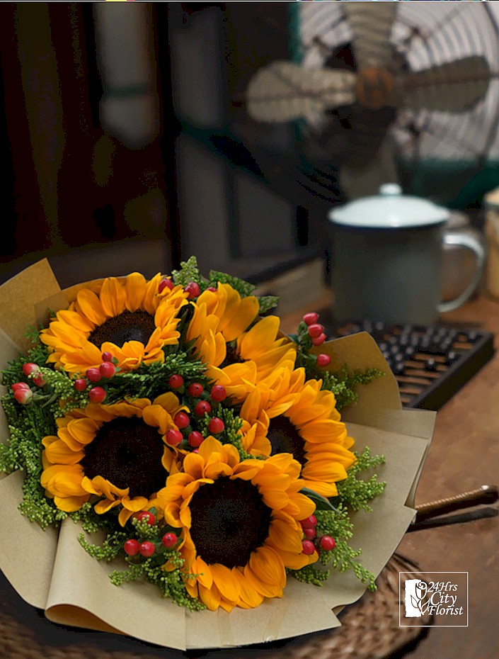 Kansas - Sunflower - Graduation Flower Bouquet