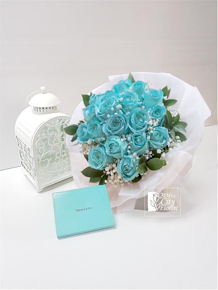 Tiffany Rose Bouquet..