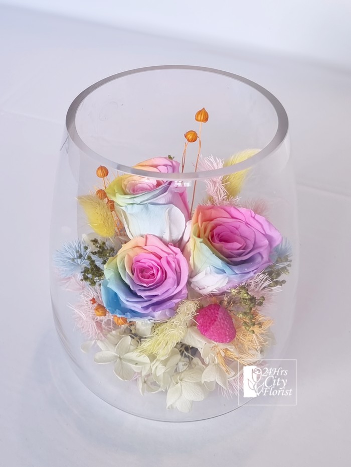 Preserved Rainbow Rose in Vase - Preserved Rainbow rose arranged in glass vase - preserved flower 