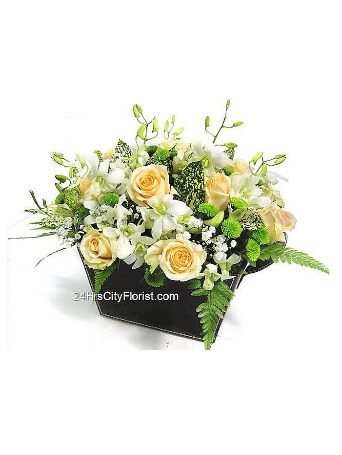 champagne rose basket