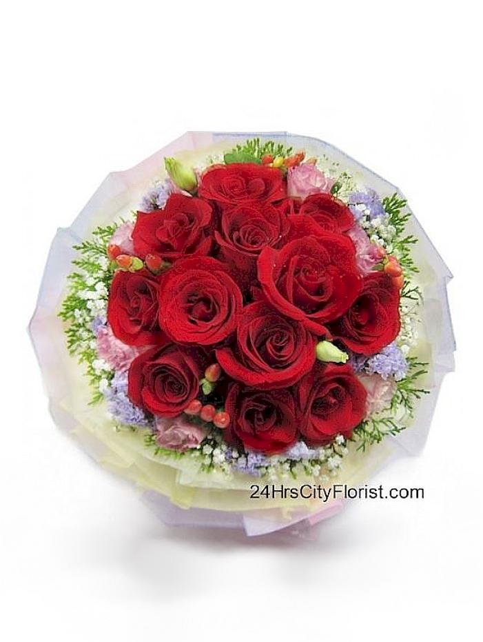 Rose Hand Bouquet..