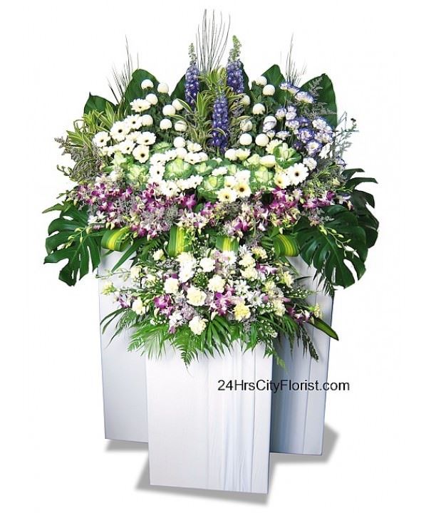 Magnificent Condolences -  Fresh Flowers -  Singapore Condolence Flowers 