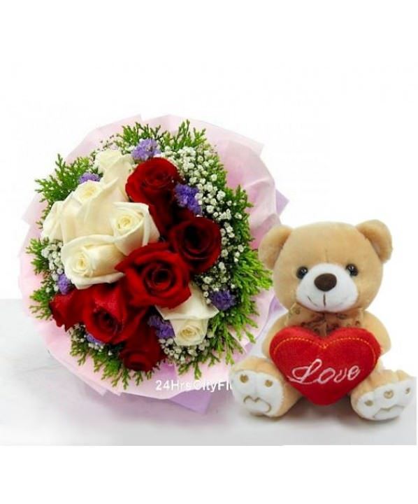 rose bouquet with bear