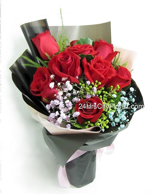valentine red rose bouquet