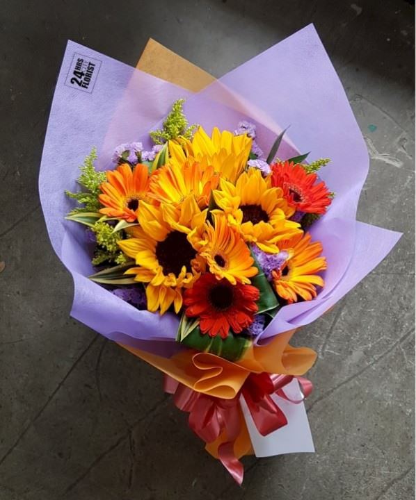 Sunray - Sunflowers,Gerberas -  Graduation Flower Bouquet Singapore